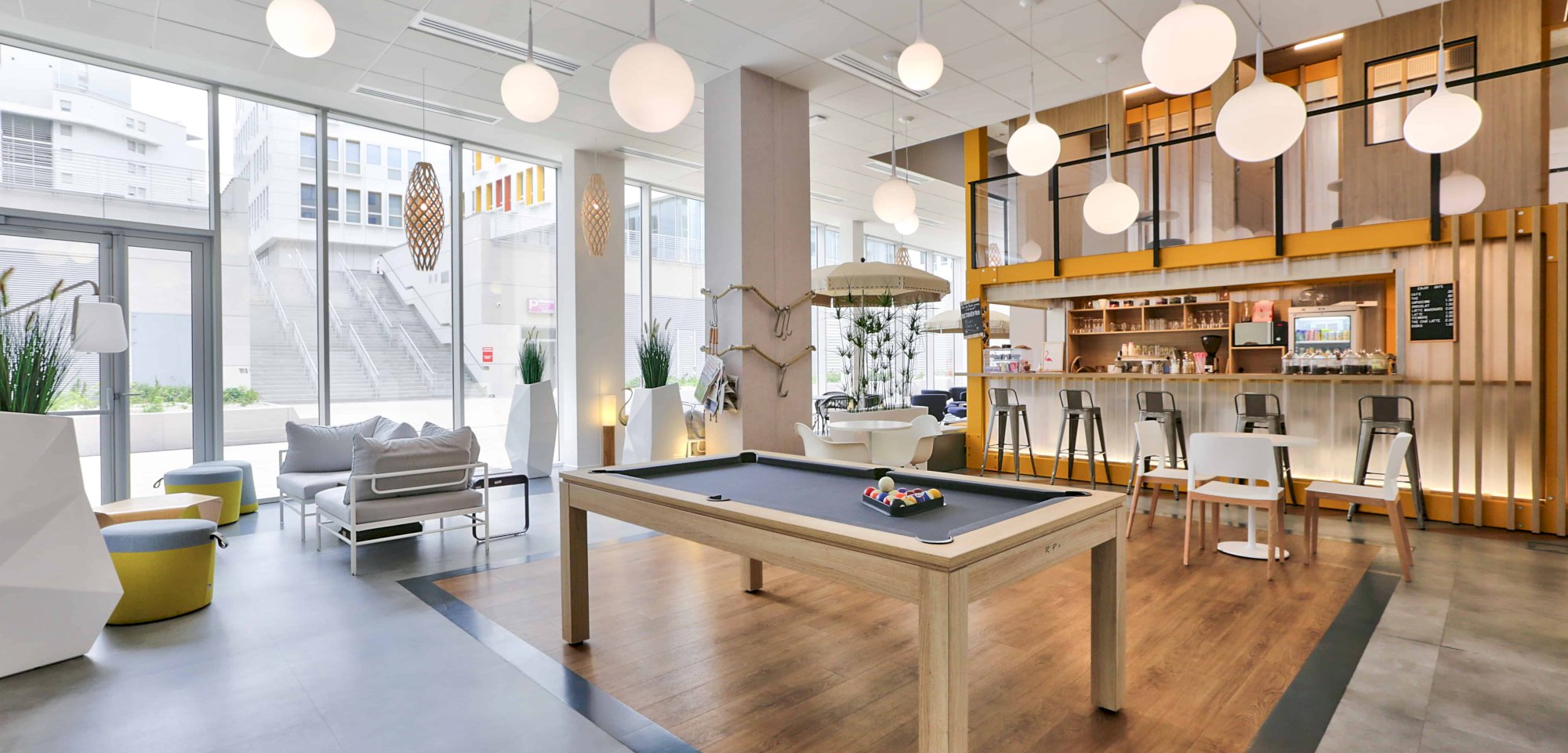 The Enjoy café at Wellio Marseille