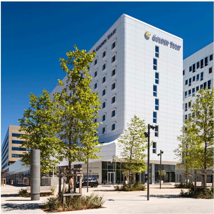 La façade de l'hôtel Golden Tulip Marseille Euromed