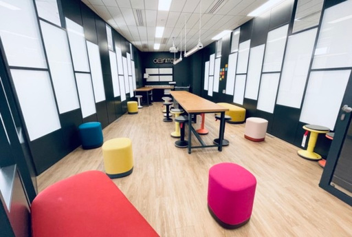 The colourful lounge area at Obratori