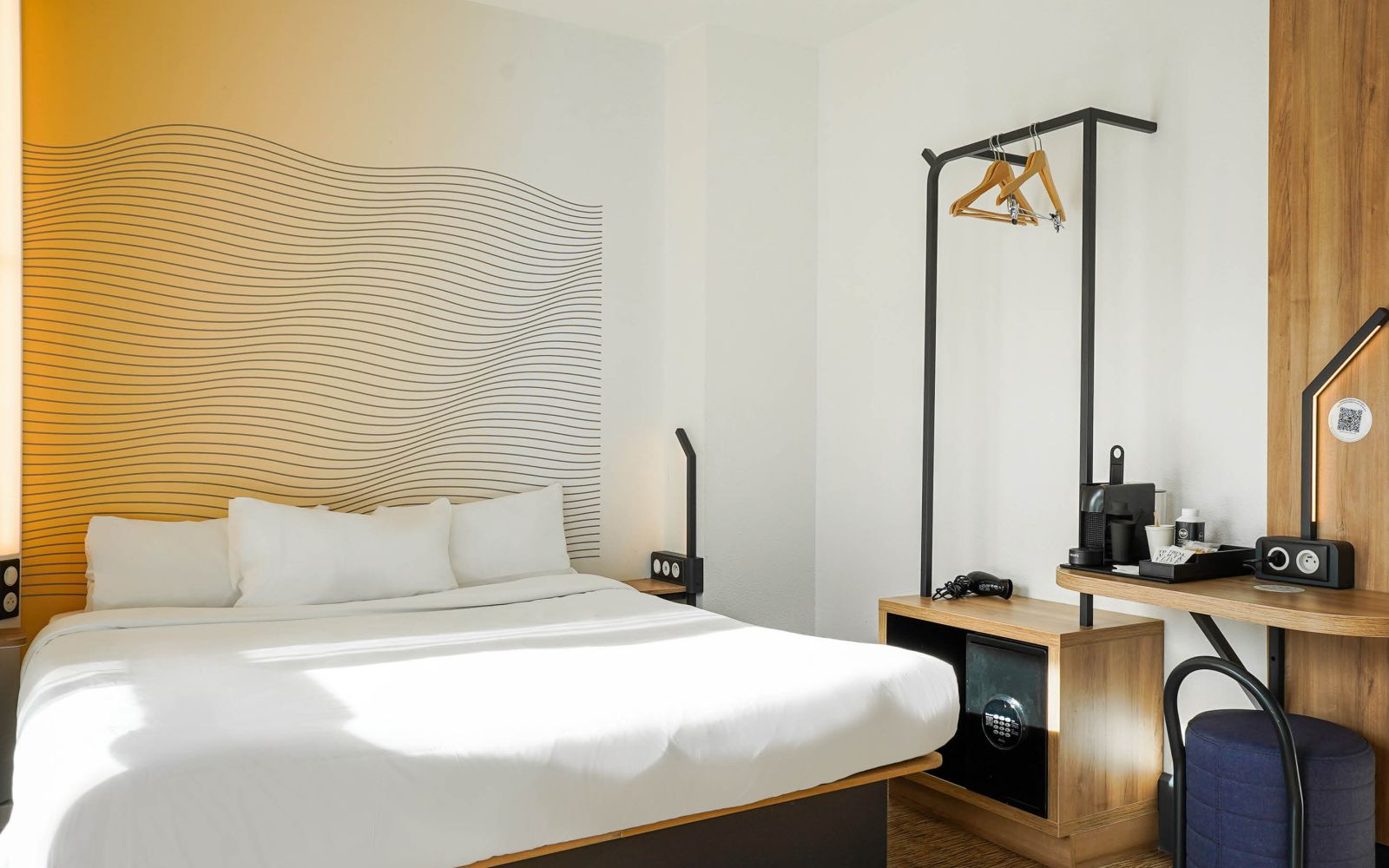 Une chambre supérieure du B&B HOTEL Marseille Centre La Joliette